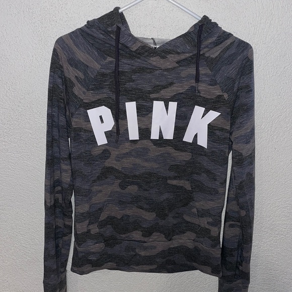 Camo VS Pink Sweatshirt - Picture 2 of 4